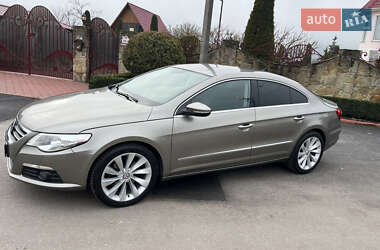 Купе Volkswagen CC / Passat CC 2010 в Могилев-Подольске