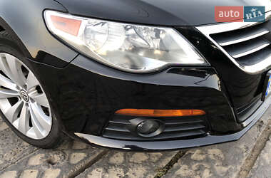 Купе Volkswagen CC / Passat CC 2011 в 