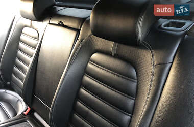 Купе Volkswagen CC / Passat CC 2011 в 