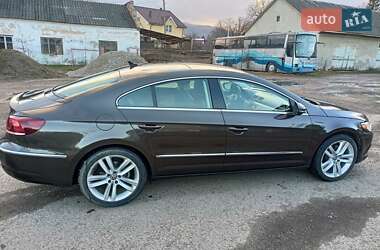 Купе Volkswagen CC / Passat CC 2012 в Косове