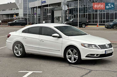 Купе Volkswagen CC / Passat CC 2012 в Києві