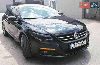 Купе Volkswagen CC / Passat CC 2011 в Львові