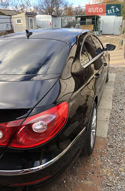 Купе Volkswagen CC / Passat CC 2011 в 