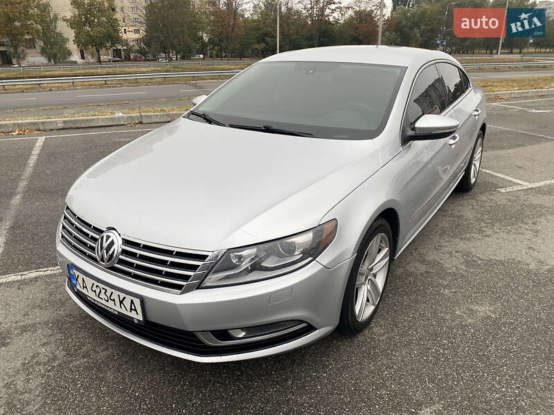Купе Volkswagen CC / Passat CC 2013 в Киеве