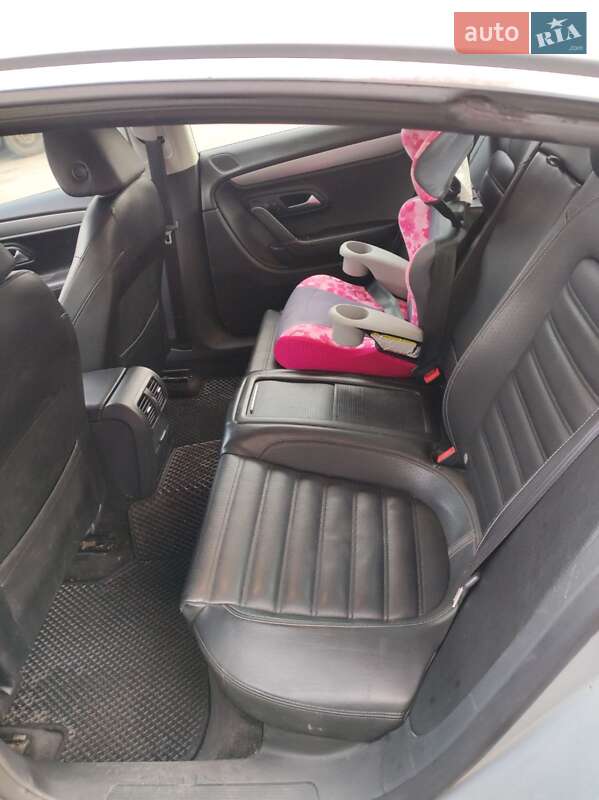 Купе Volkswagen CC / Passat CC 2011 в Тернополі