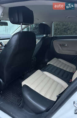 Купе Volkswagen CC / Passat CC 2012 в 