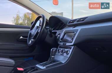 Купе Volkswagen CC / Passat CC 2013 в Теофіполі