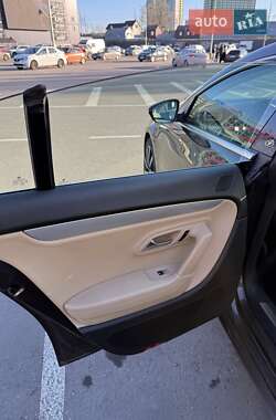 Купе Volkswagen CC / Passat CC 2012 в 