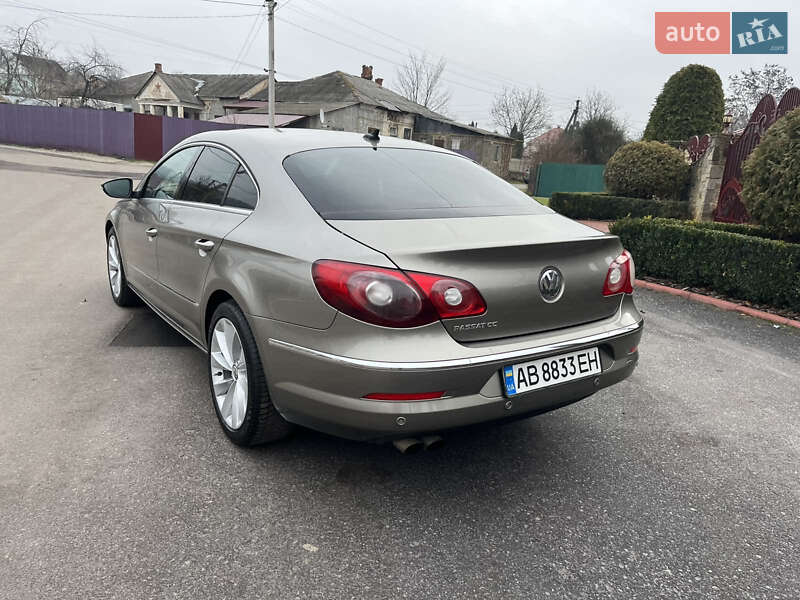 Купе Volkswagen CC / Passat CC 2010 в Могилев-Подольске