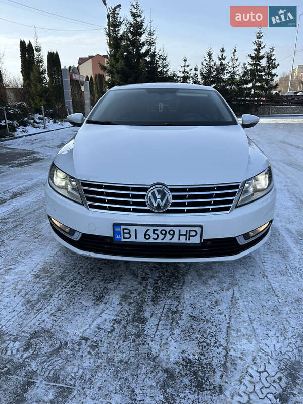 Купе Volkswagen CC / Passat CC 2012 в Тернополі