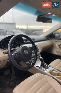 Купе Volkswagen CC / Passat CC 2013 в Львове