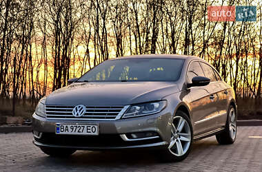 Купе Volkswagen CC / Passat CC 2012 в Кропивницькому