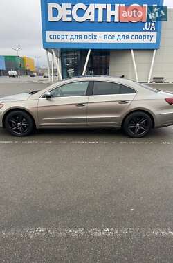 Купе Volkswagen CC / Passat CC 2014 в Києві