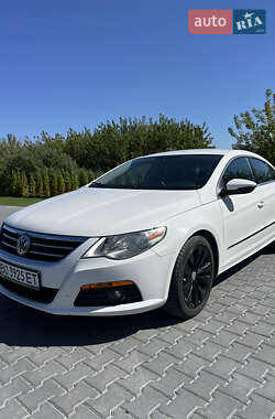 Купе Volkswagen CC / Passat CC 2010 в Зборові