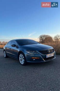 Купе Volkswagen CC / Passat CC 2010 в Доброславі