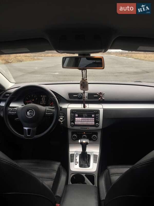 Купе Volkswagen CC / Passat CC 2010 в Березному