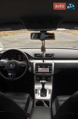 Купе Volkswagen CC / Passat CC 2010 в 