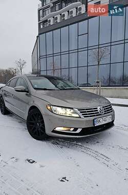 Купе Volkswagen CC / Passat CC 2012 в Рівному