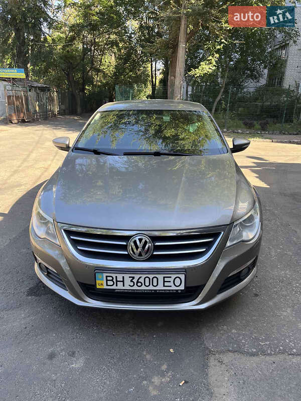 Купе Volkswagen CC / Passat CC 2010 в Одесі