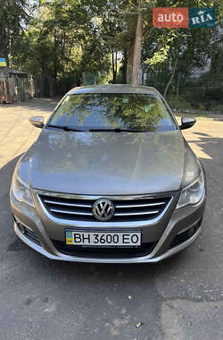 Купе Volkswagen CC / Passat CC 2010 в Одесі