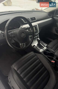 Купе Volkswagen CC / Passat CC 2014 в Луцьку