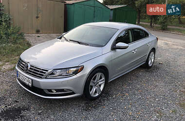 Купе Volkswagen CC / Passat CC 2014 в Киеве