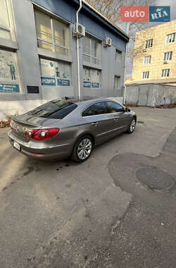 Купе Volkswagen CC / Passat CC 2011 в Херсоне