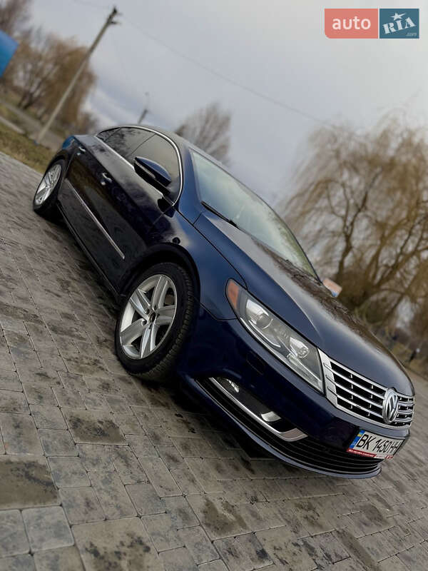 Купе Volkswagen CC / Passat CC 2012 в Здолбуніві