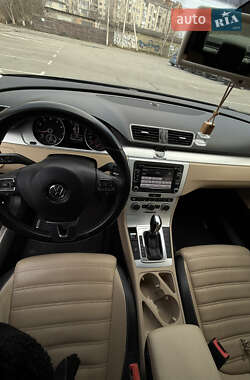 Купе Volkswagen CC / Passat CC 2012 в Здолбуніві