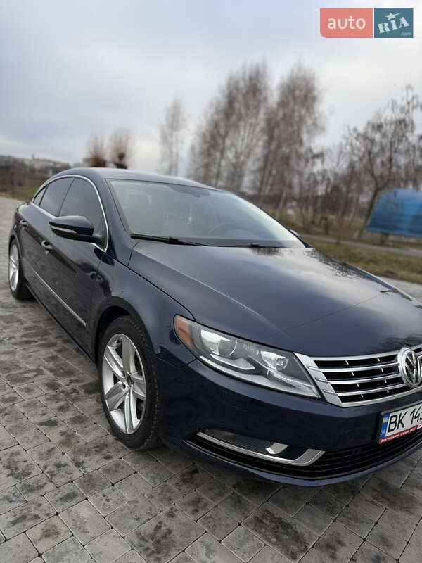 Купе Volkswagen CC / Passat CC 2012 в Здолбуніві