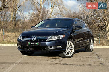 Купе Volkswagen CC / Passat CC 2013 в Киеве