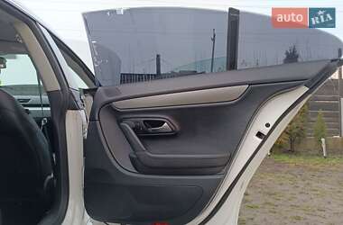Купе Volkswagen CC / Passat CC 2011 в 