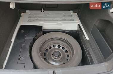 Купе Volkswagen CC / Passat CC 2011 в 