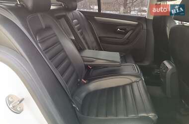 Купе Volkswagen CC / Passat CC 2011 в 