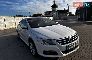 Купе Volkswagen CC / Passat CC 2011 в Кременці