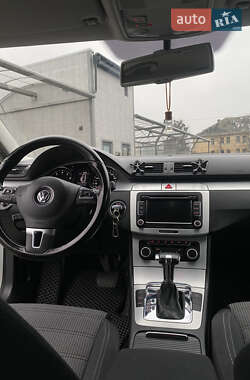 Купе Volkswagen CC / Passat CC 2010 в 