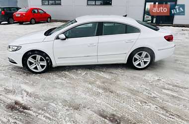 Купе Volkswagen CC / Passat CC 2015 в 