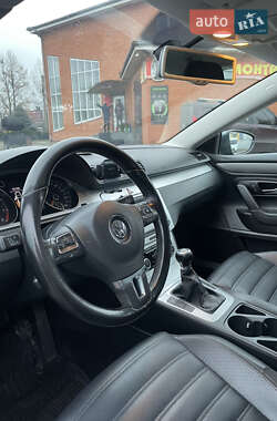 Купе Volkswagen CC / Passat CC 2010 в 