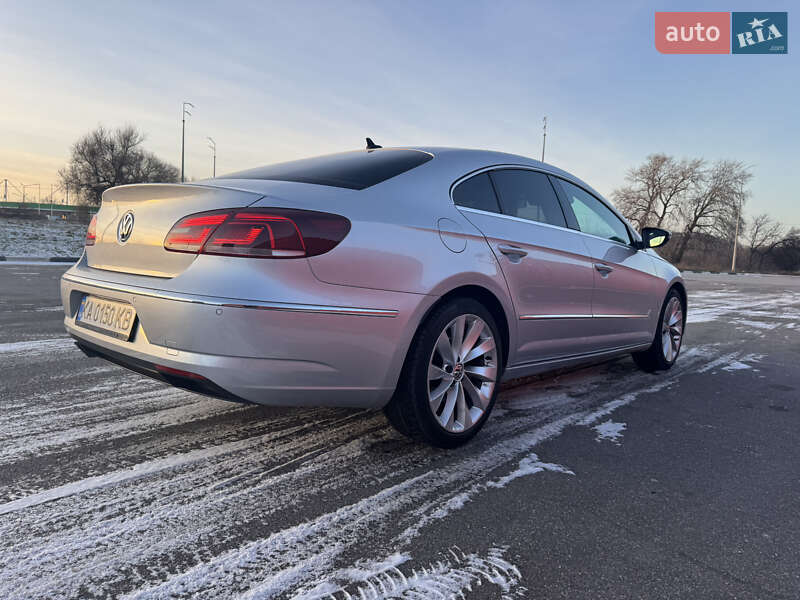 Купе Volkswagen CC / Passat CC 2015 в Киеве