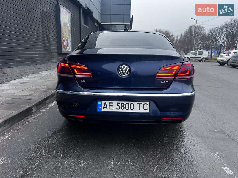 Купе Volkswagen CC / Passat CC 2012 в Дніпрі