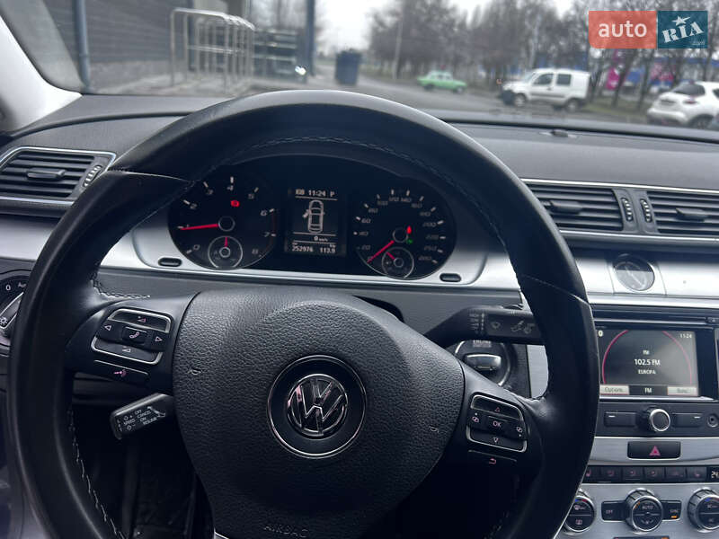 Купе Volkswagen CC / Passat CC 2012 в Днепре