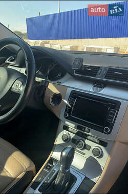 Седан Volkswagen CC / Passat CC 2012 в 