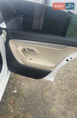 Купе Volkswagen CC / Passat CC 2013 в 