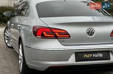 Купе Volkswagen CC / Passat CC 2013 в Києві