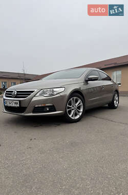 Купе Volkswagen CC / Passat CC 2011 в Дніпрі