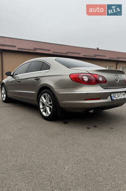 Купе Volkswagen CC / Passat CC 2011 в Днепре