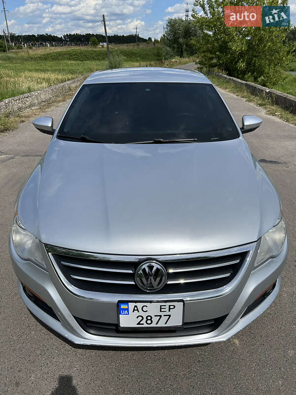 Купе Volkswagen CC / Passat CC 2009 в Володимирі