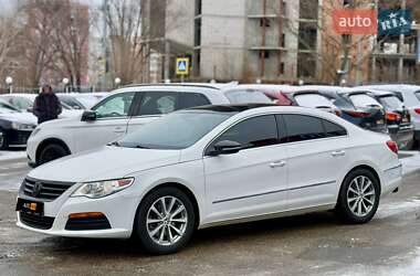 Купе Volkswagen CC / Passat CC 2010 в 