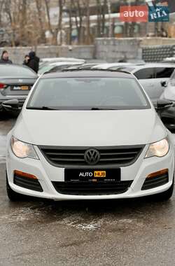 Купе Volkswagen CC / Passat CC 2010 в 