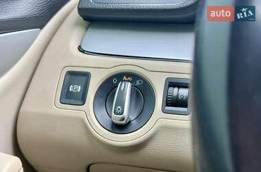 Купе Volkswagen CC / Passat CC 2010 в 